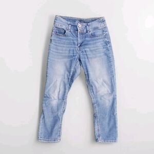 Women's No Boundaries Jeans (7)